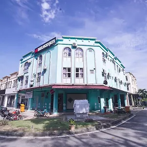 2* Hotel Night Queen Salak Tinggi